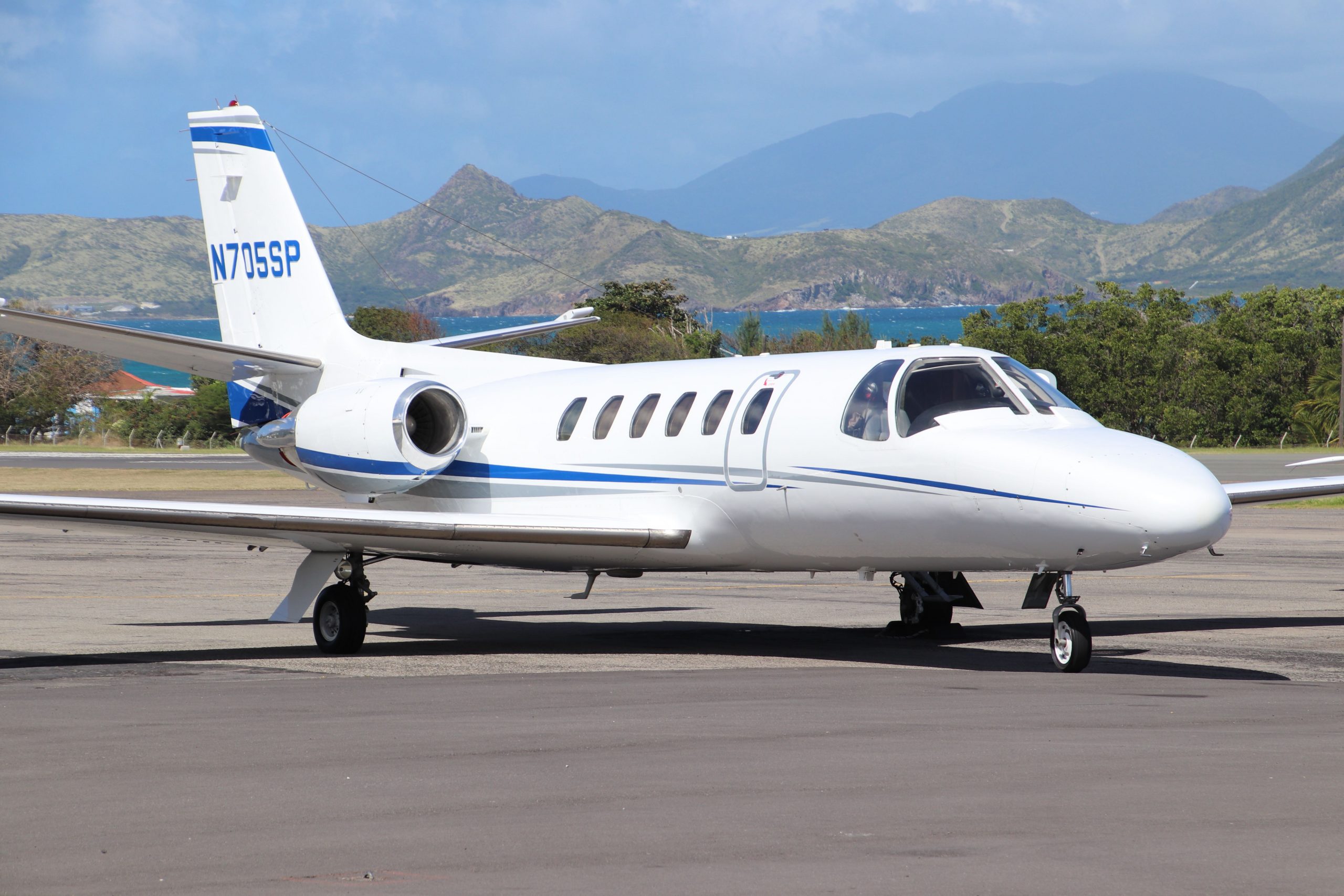 How do you start a jet engine? : Flight Training Central